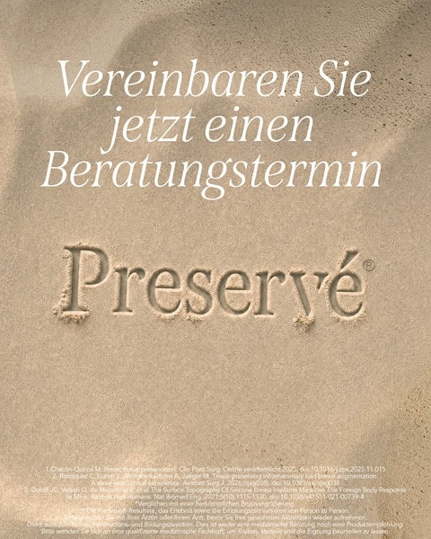 Preservé™ Kampagnenmotiv im Sand mit der Aufforderung „Vereinbaren Sie jetzt einen Beratungstermin“